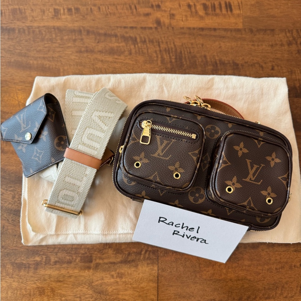 Louis Vuitton Utility Crossbody – Monogram